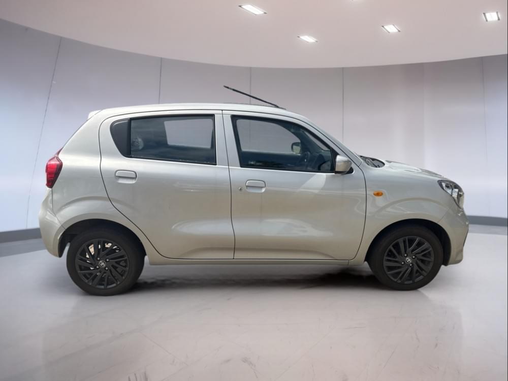 Toyota Vitz 1.0 Xr Amt
