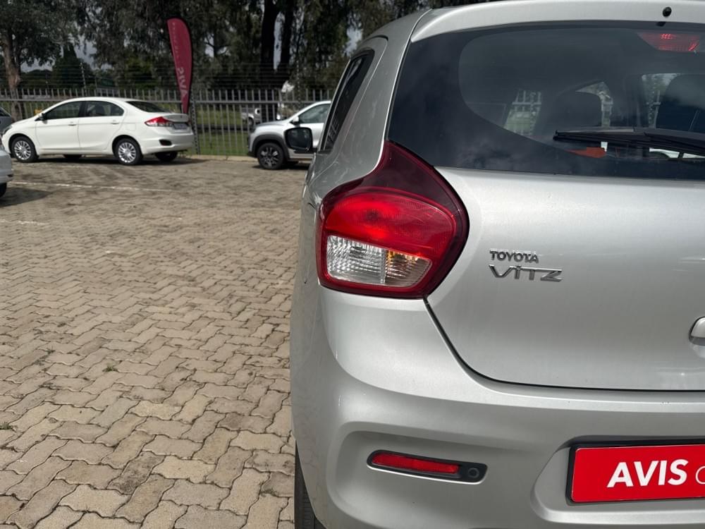 Toyota Vitz 1.0 Xr Amt
