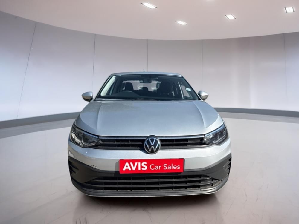 Volkswagen Polo Sedan 1.6 Base