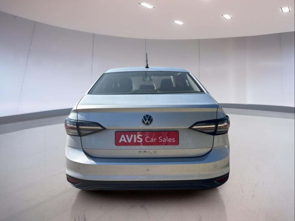 Volkswagen Polo Sedan 1.6 Base