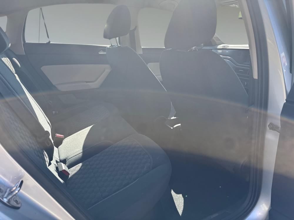 Volkswagen Polo Sedan 1.6 Base