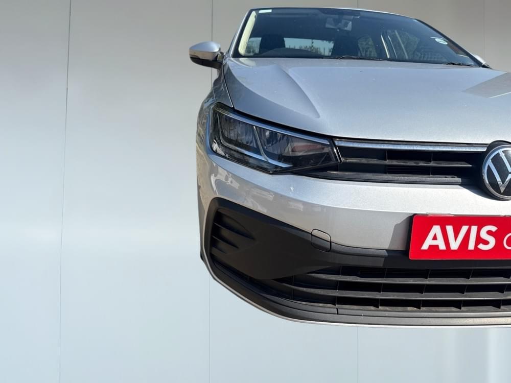 Volkswagen Polo Sedan 1.6 Base