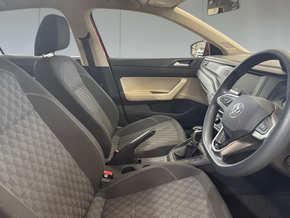 Volkswagen Polo Sedan 1.6 Tiptronic