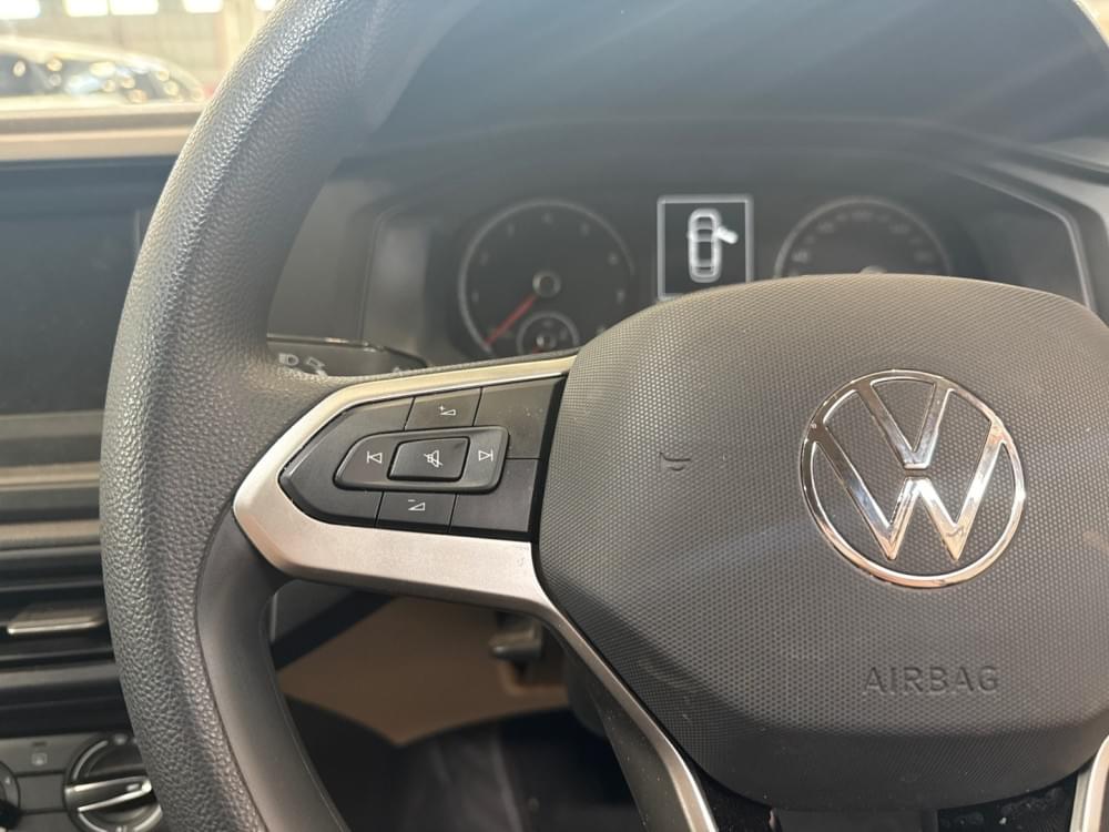 Volkswagen Polo Sedan 1.6 Tiptronic