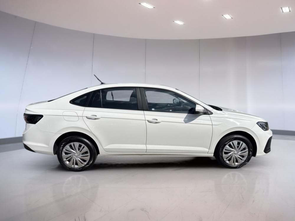 Volkswagen Polo Sedan 1.6 Base