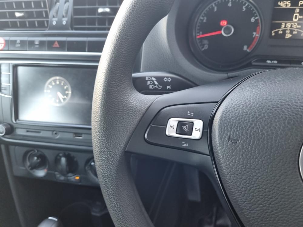 Volkswagen Polo Vivo Hatch 1.6 Comfortline Tiptronic