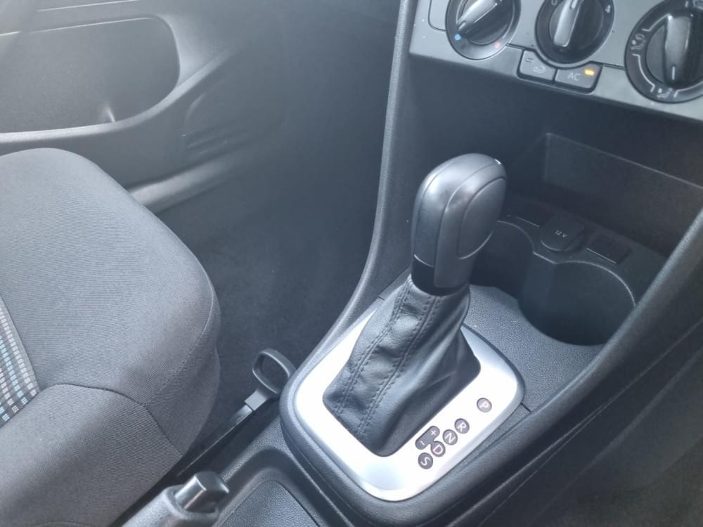 Volkswagen Polo Vivo Hatch 1.6 Comfortline Tiptronic