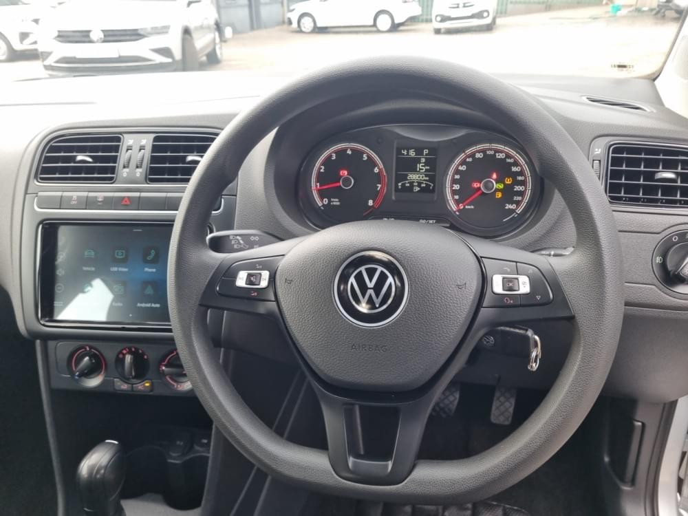Volkswagen Polo Vivo Hatch 1.6 Life Tipt