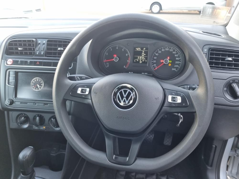 Volkswagen Polo Vivo Hatch 1.6 Comfortline Tiptronic
