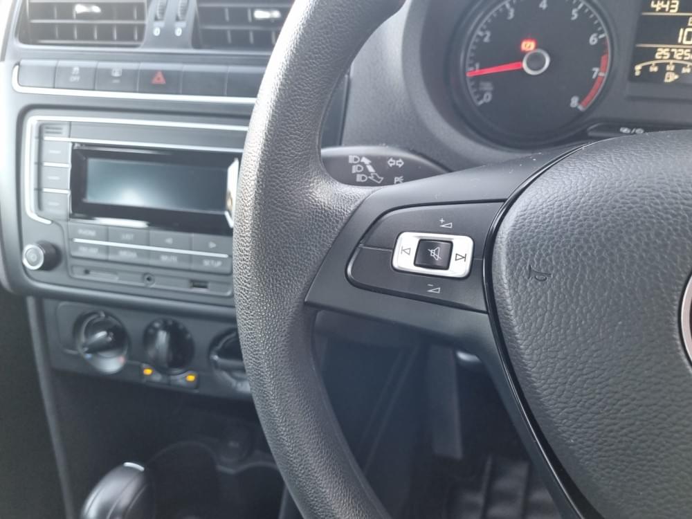 Volkswagen Polo Vivo Hatch 1.6 Comfortline Tiptronic