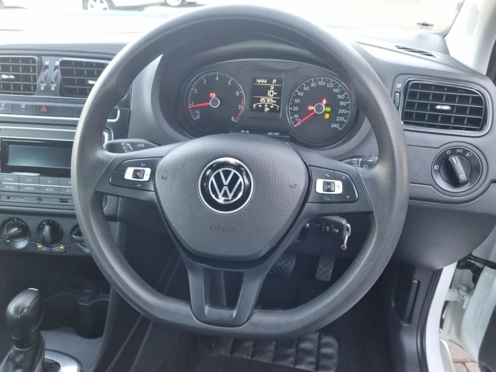 Volkswagen Polo Vivo Hatch 1.6 Comfortline Tiptronic