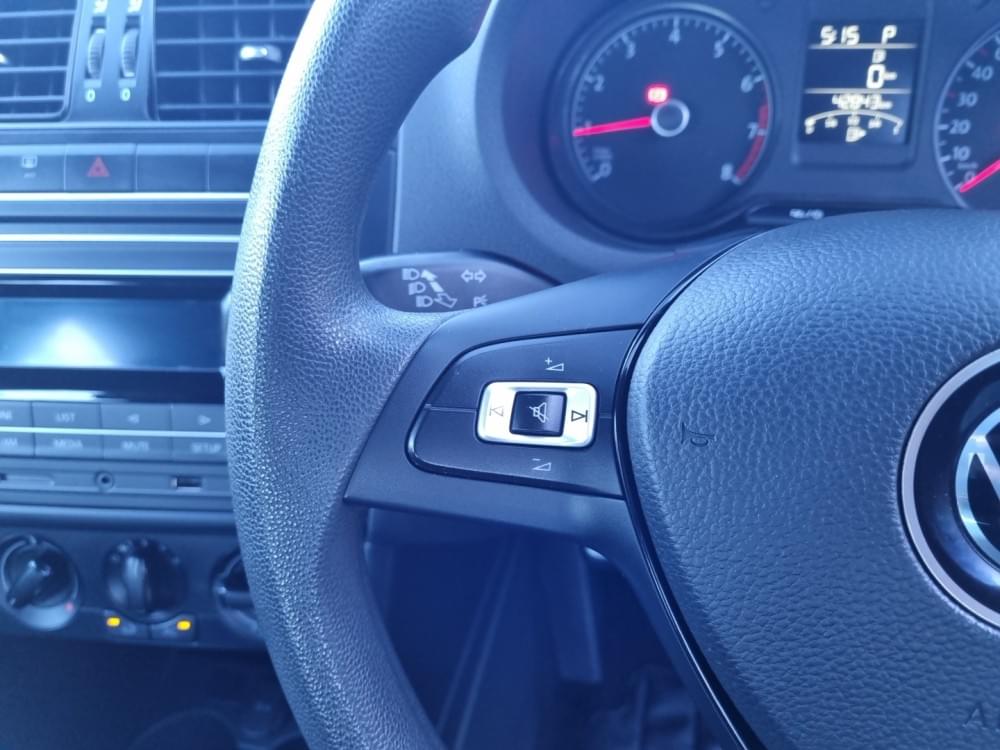 Volkswagen Polo Vivo Hatch 1.6 Comfortline Tiptronic