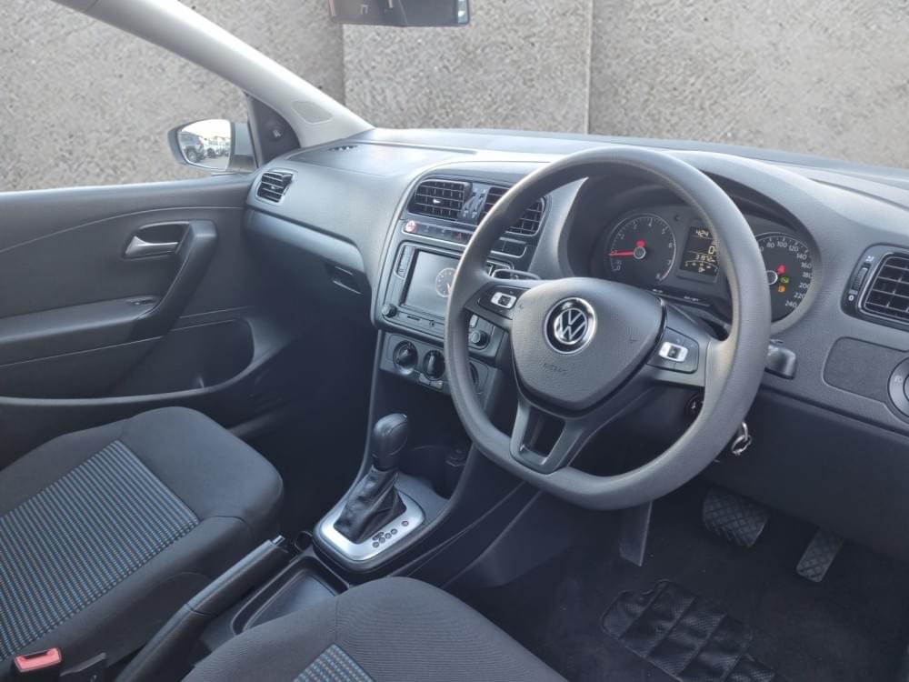 Volkswagen Polo Vivo Hatch 1.6 Comfortline Tiptronic