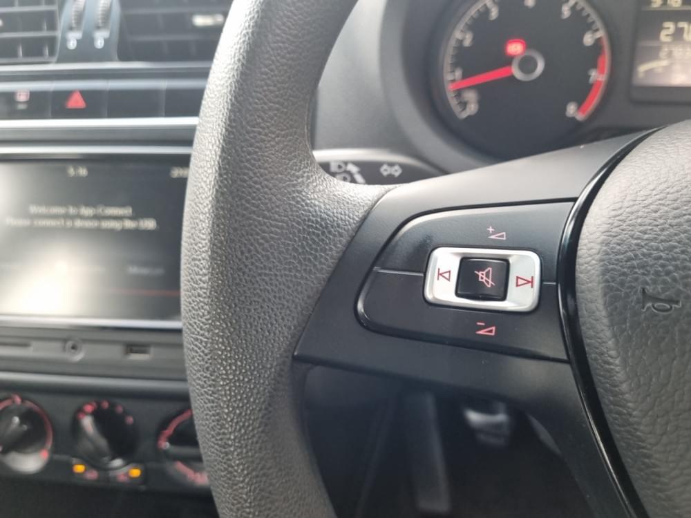 Volkswagen Polo Vivo Hatch 1.4 Trendline