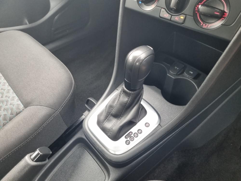 Volkswagen Polo Vivo Hatch 1.6 Life Tipt