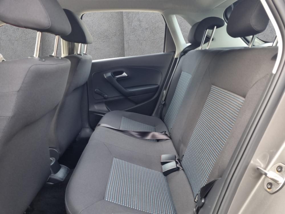 Volkswagen Polo Vivo Hatch 1.6 Comfortline Tiptronic