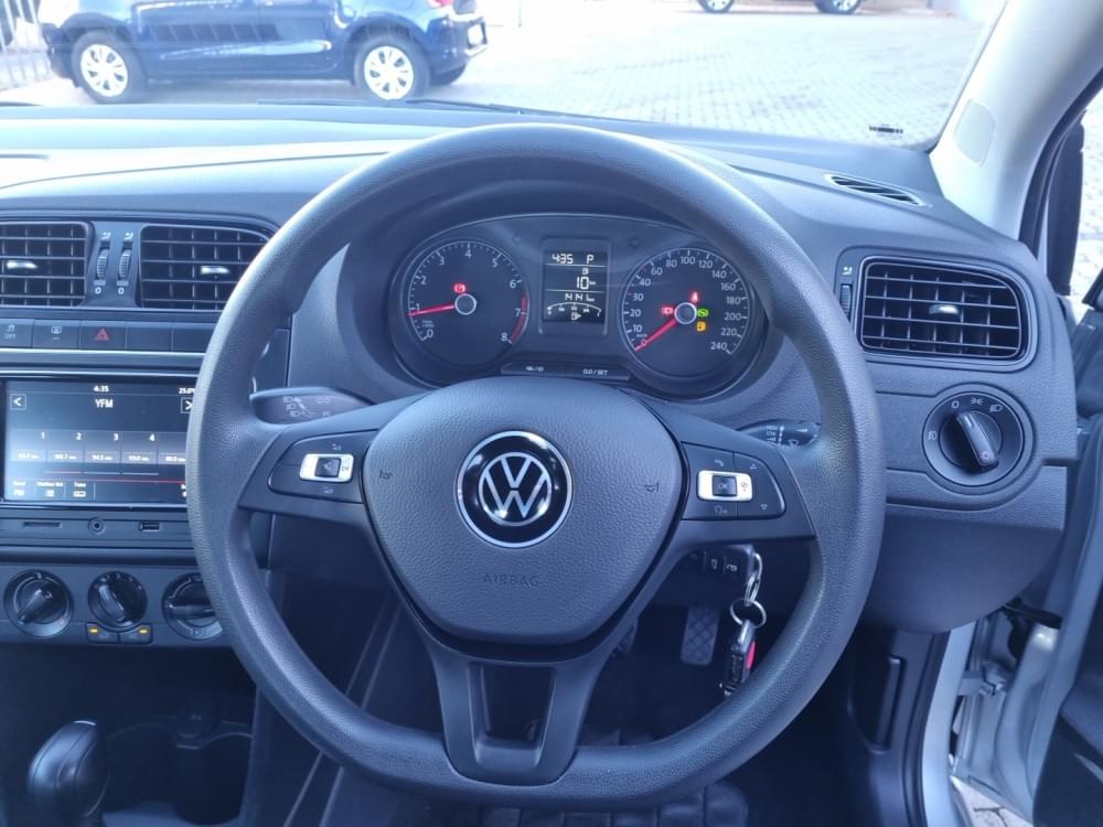 Volkswagen Polo Vivo Hatch 1.6 Comfortline Tiptronic
