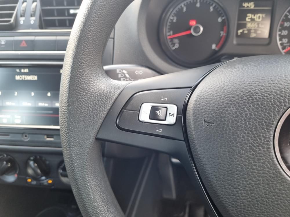 Volkswagen Polo Vivo Hatch 1.4 Trendline