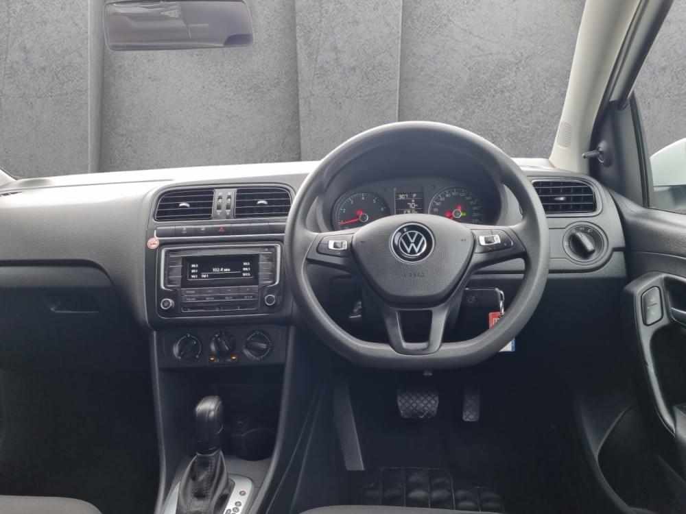 Volkswagen Polo Vivo Hatch 1.6 Comfortline Tiptronic