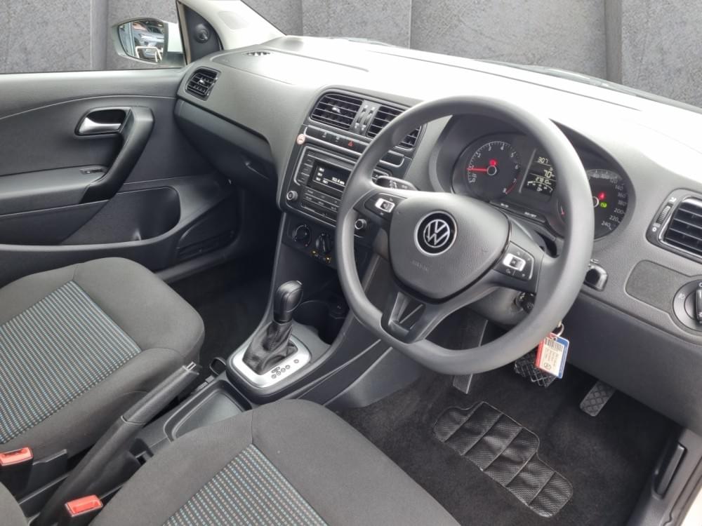 Volkswagen Polo Vivo Hatch 1.6 Comfortline Tiptronic
