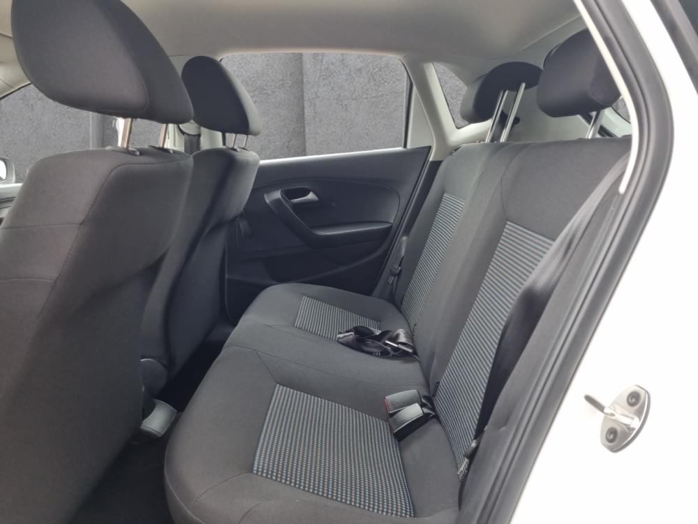 Volkswagen Polo Vivo Hatch 1.6 Comfortline Tiptronic