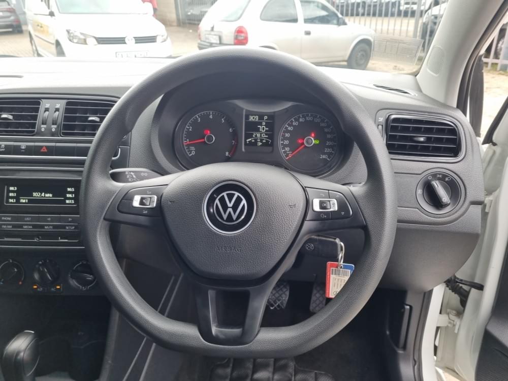 Volkswagen Polo Vivo Hatch 1.6 Comfortline Tiptronic