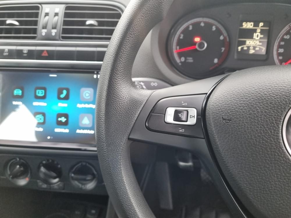 Volkswagen Polo Vivo Hatch 1.6 Life Tipt