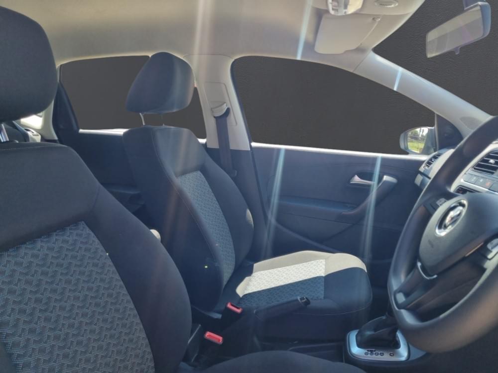 Volkswagen Polo Vivo Hatch 1.6 Life Tipt