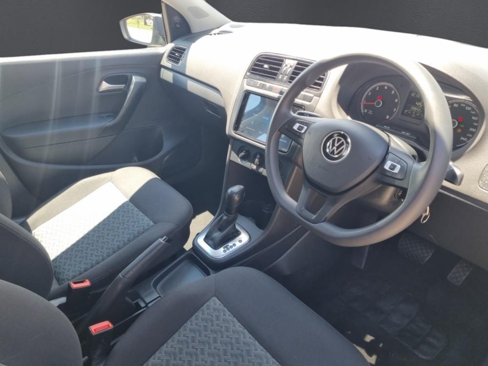 Volkswagen Polo Vivo Hatch 1.6 Life Tipt