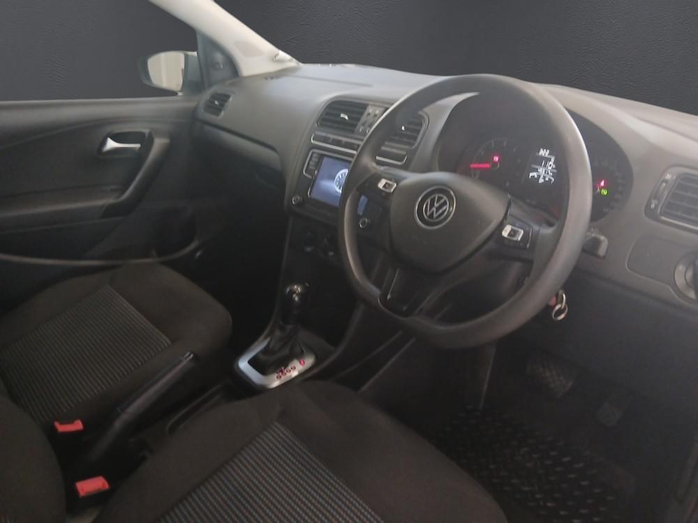 Volkswagen Polo Vivo Hatch 1.6 Comfortline Tiptronic