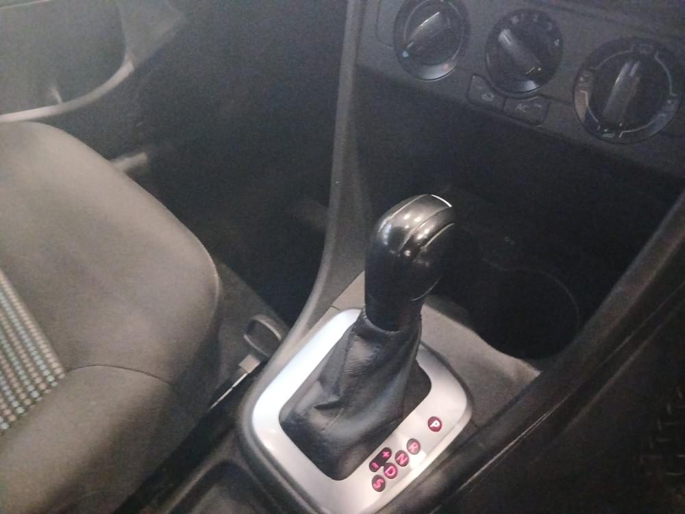 Volkswagen Polo Vivo Hatch 1.6 Comfortline Tiptronic