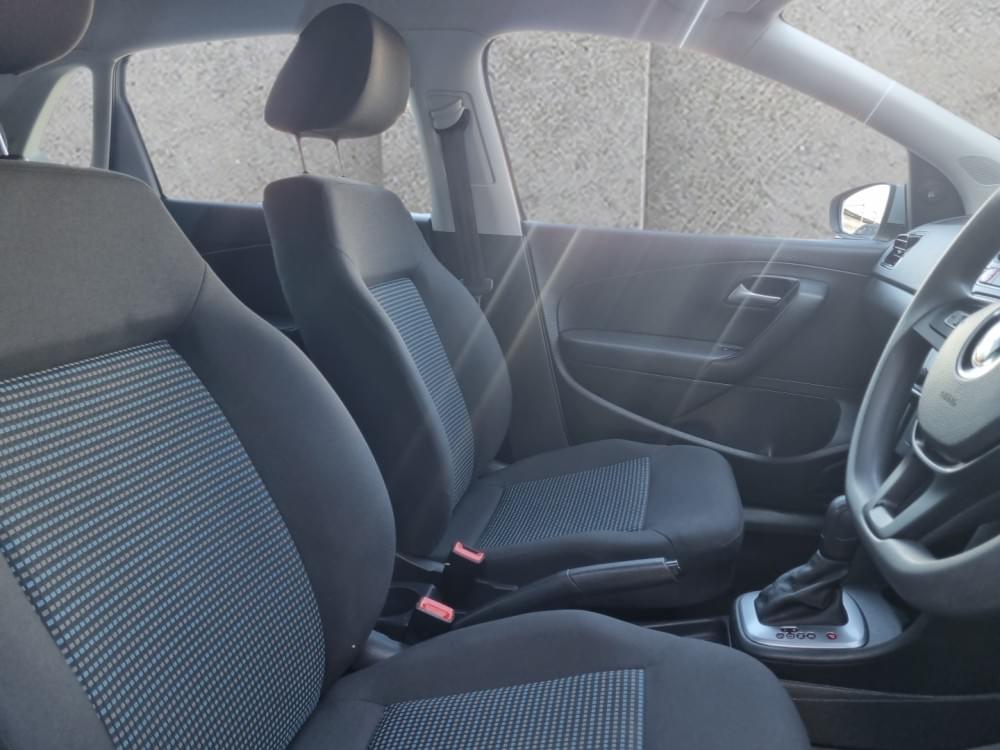 Volkswagen Polo Vivo Hatch 1.6 Comfortline Tiptronic