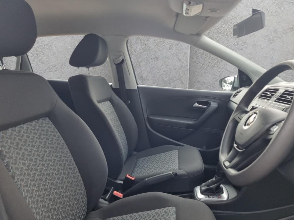Volkswagen Polo Vivo Hatch 1.6 Life Tipt