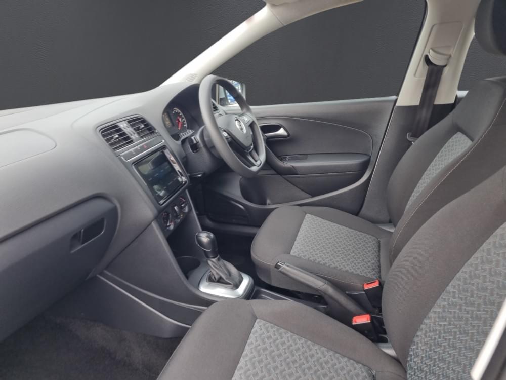 Volkswagen N/A 1.6 Life Tipt