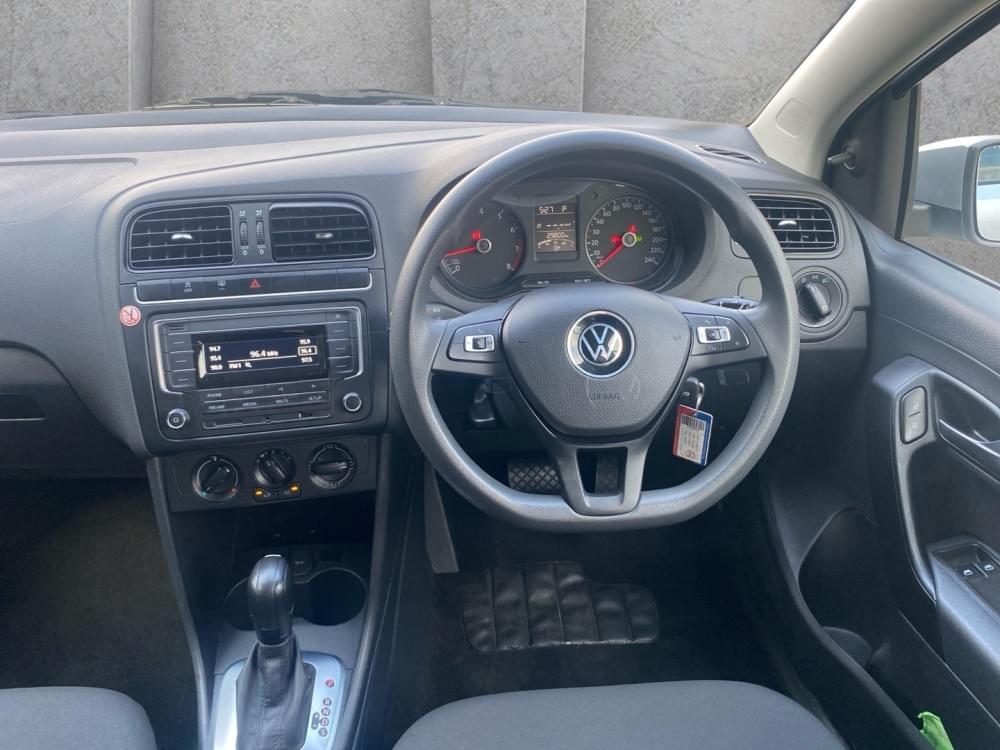 Volkswagen Polo Vivo Hatch 1.6 Comfortline Tiptronic