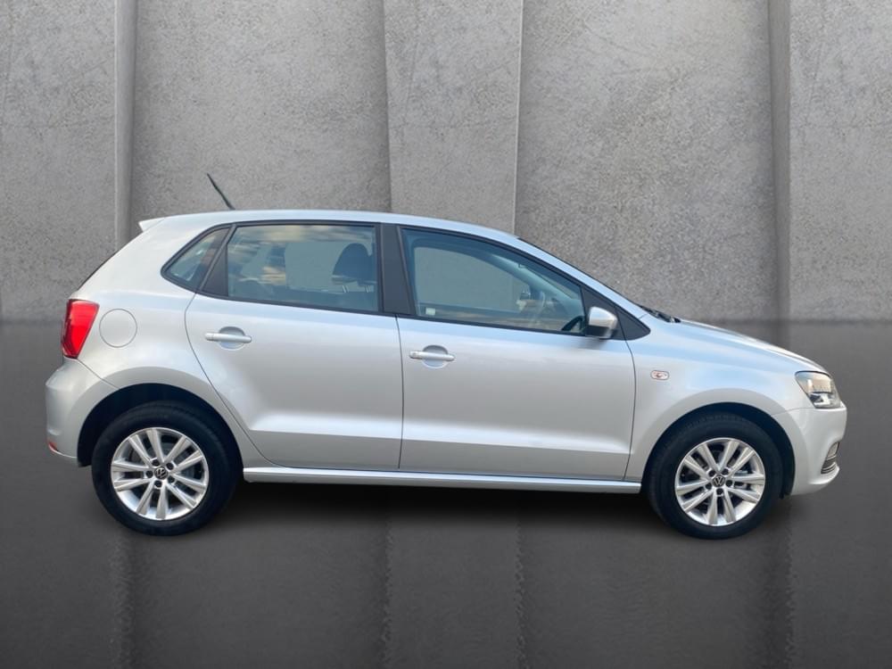 Volkswagen Polo Vivo Hatch 1.6 Comfortline Tiptronic