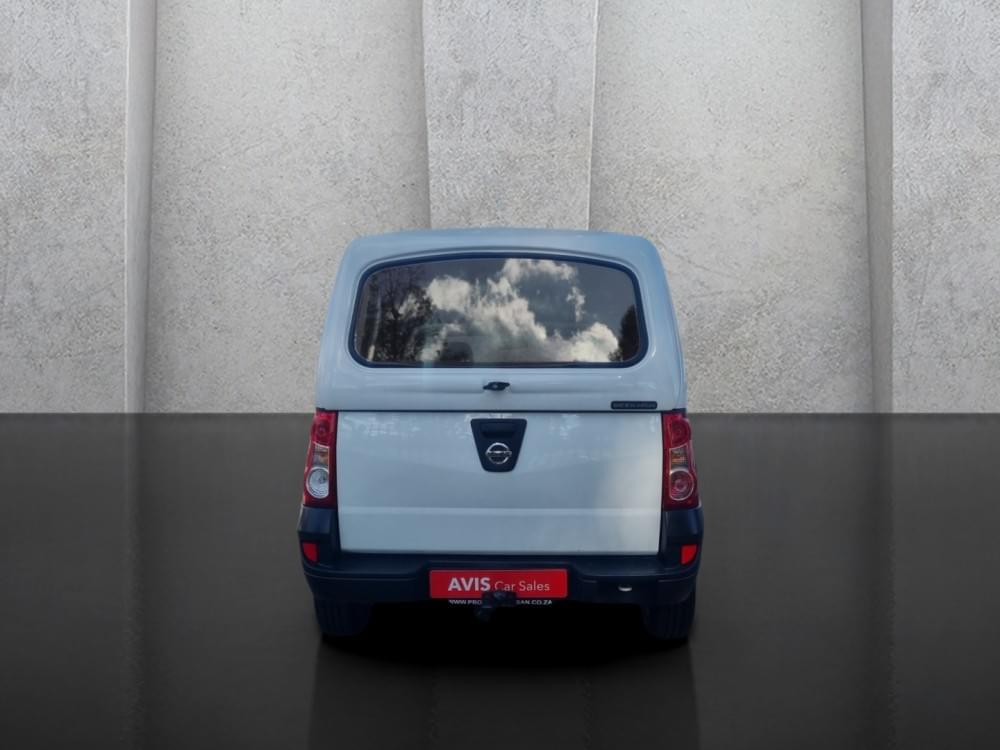 Nissan Np200 1.6 8V Ac Safety Pack