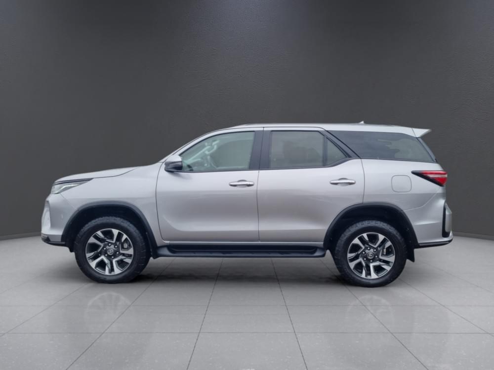 Toyota Fortuner 2.4 Gd-6 Rb 6At