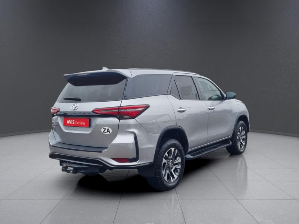 Toyota Fortuner 2.4 Gd-6 Rb 6At