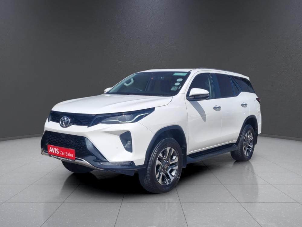 Toyota Fortuner 2.4 Gd-6 Rb At