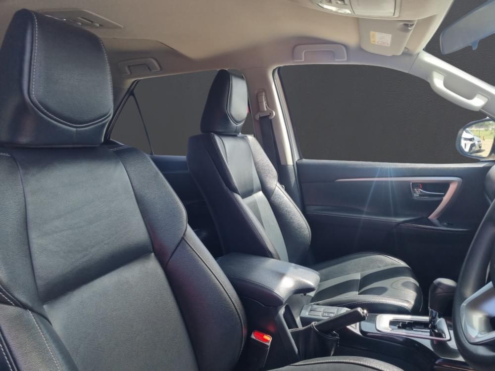 Toyota Fortuner 2.4 Gd-6 Rb 6At