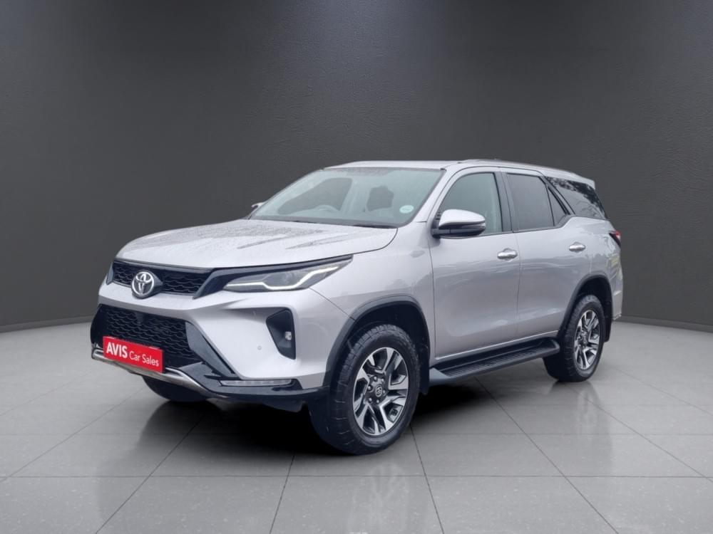 Toyota Fortuner 2.4 Gd-6 Rb At
