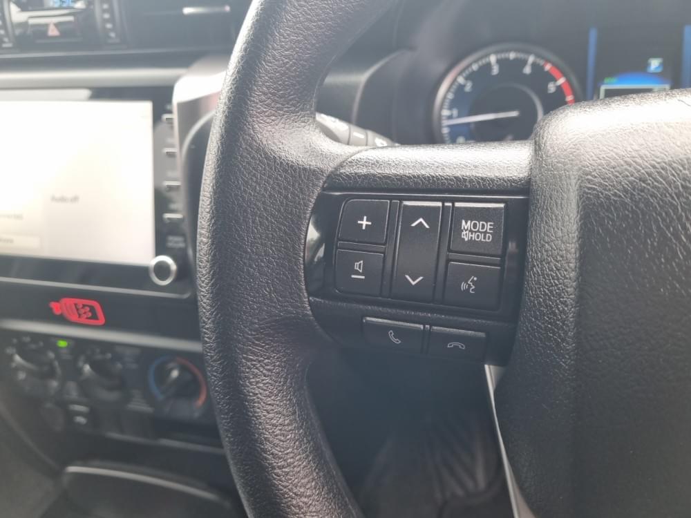 Toyota Fortuner 2.4 Gd-6 Rb At
