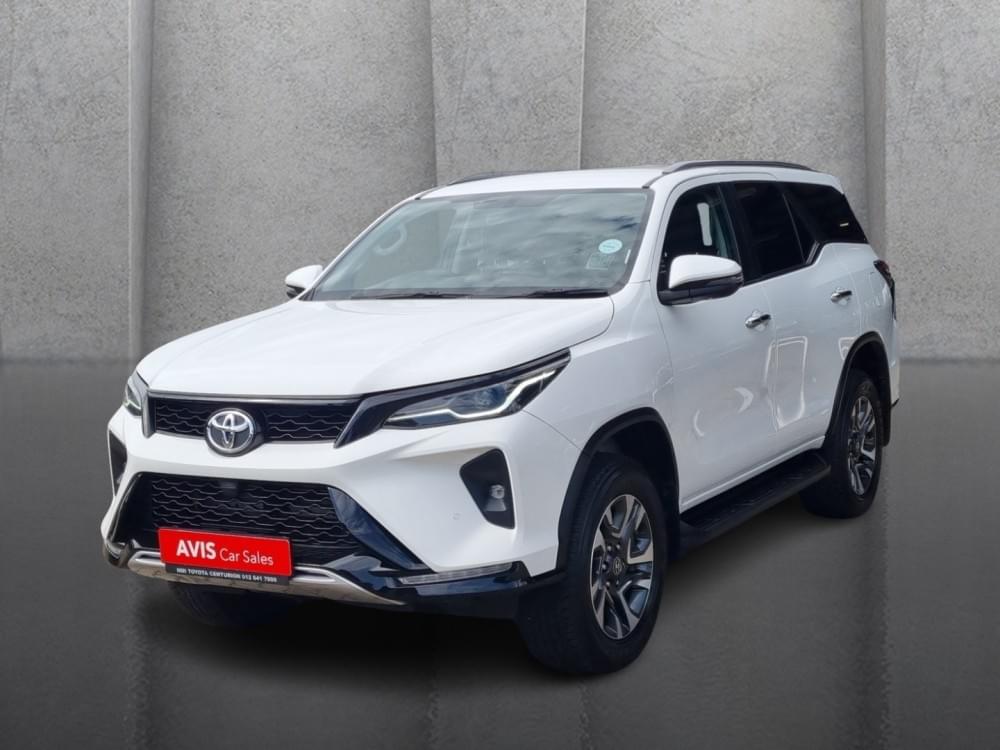 Toyota Fortuner 2.4 Gd-6 Rb At