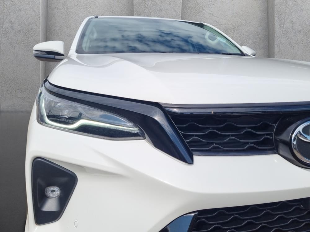 Toyota Fortuner 2.4 Gd-6 Rb At