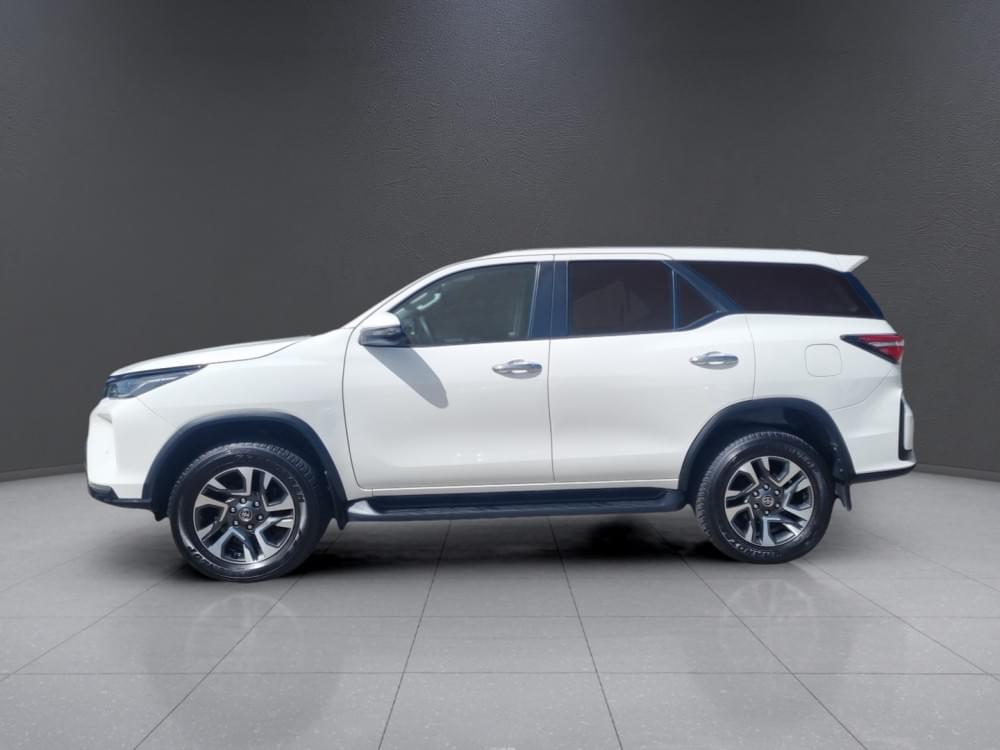 Toyota Fortuner 2.4 Gd-6 Rb 6At