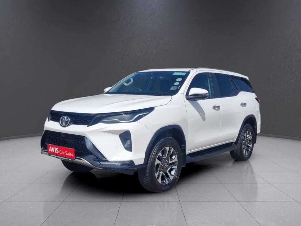 Toyota Fortuner 2.4 Gd-6 Rb At