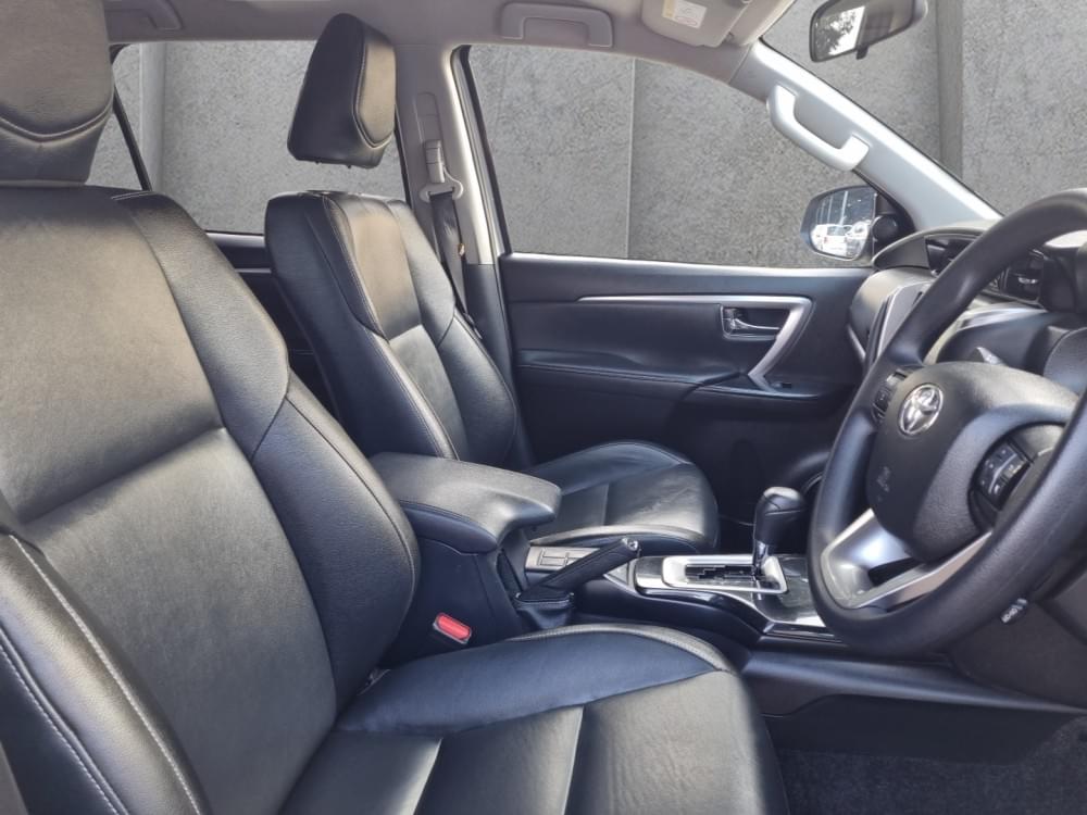 Toyota Fortuner 2.4 Gd-6 Rb 6At