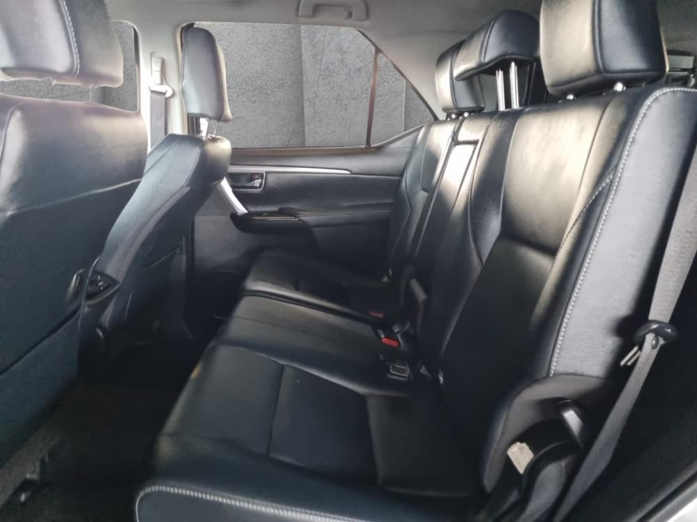 Toyota Fortuner 2.4 Gd-6 Rb 6At