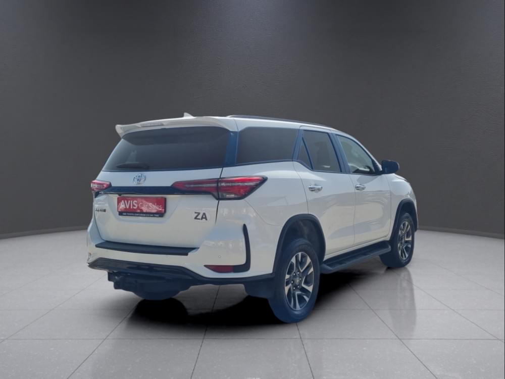Toyota Fortuner 2.4 Gd-6 Rb 6At